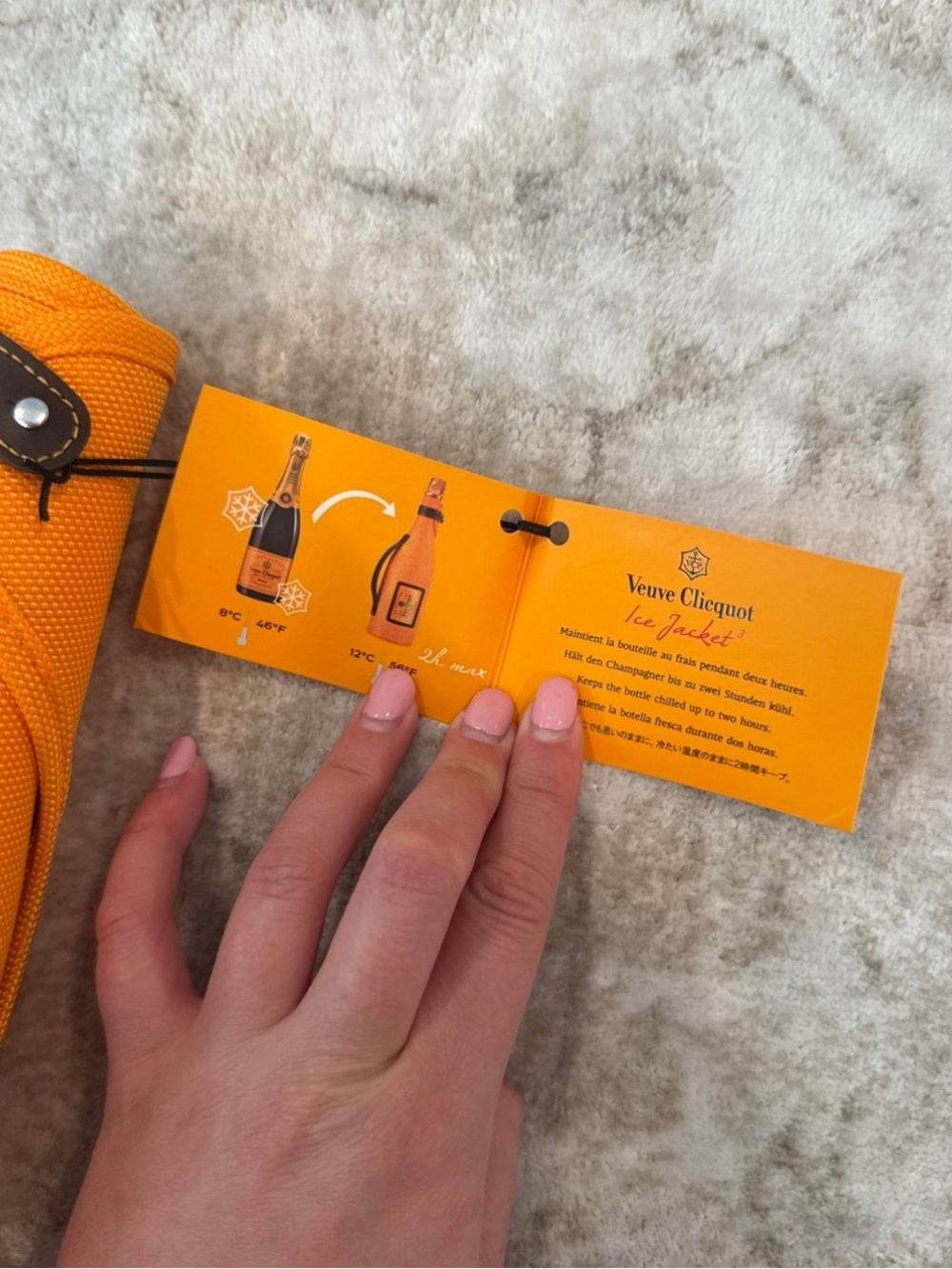 Veuve Clicquot Ice Jacket - Picture 2 of 4